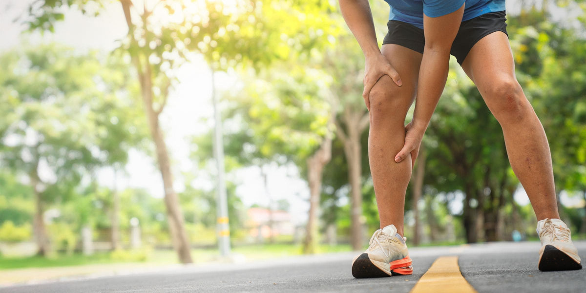 Sportler mit Wadenschmerzen