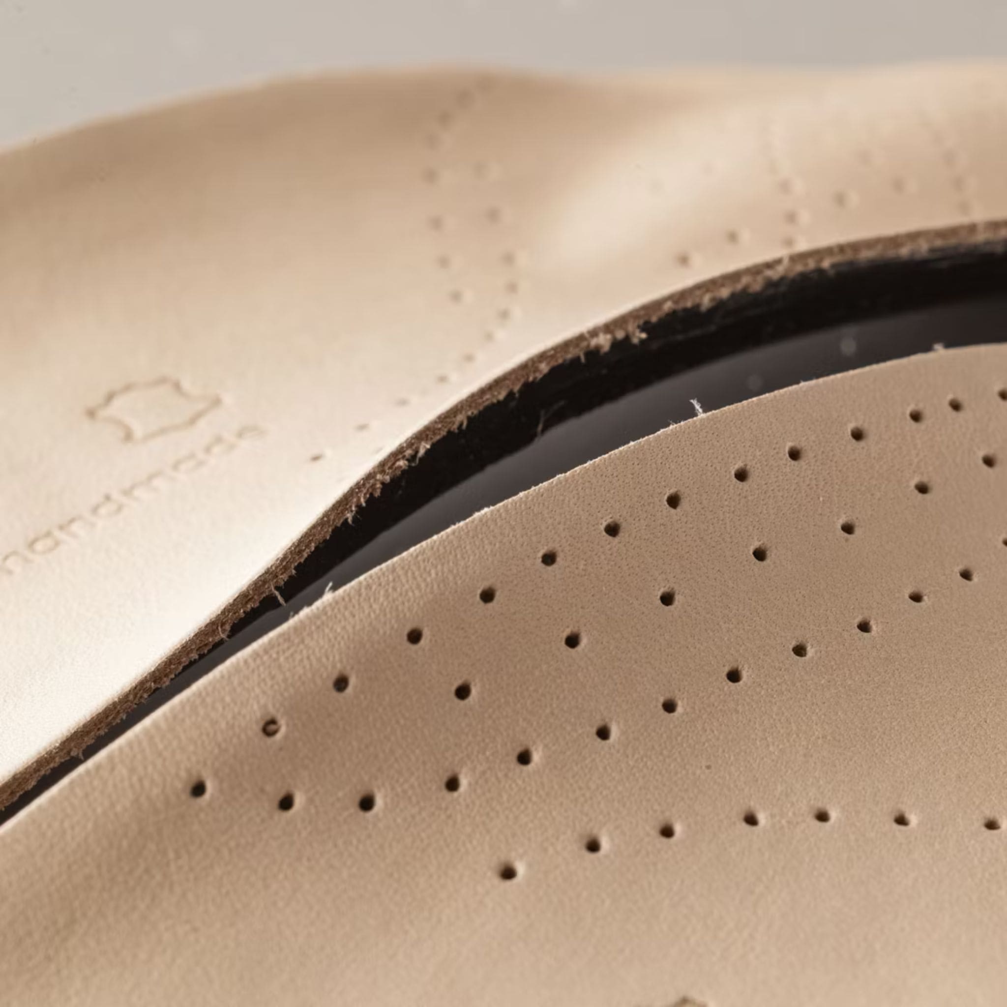 Kurzes Leder Fussbett